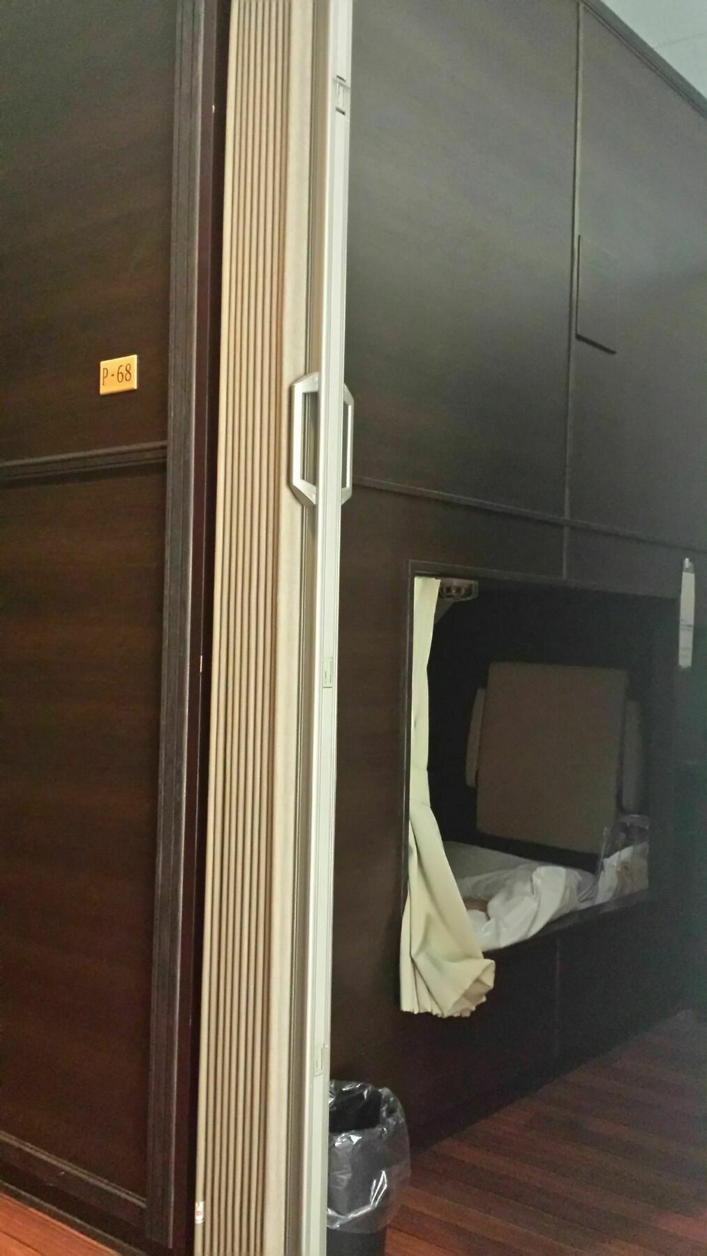 Resort Capsule Sakuragicho Jokohama Kültér fotó